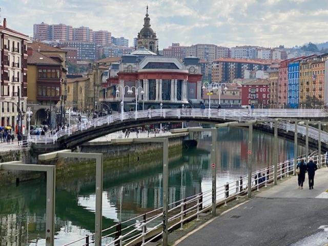 דירות בילבאו Piso De Diseno Con Vistas A La Ria. מראה חיצוני תמונה